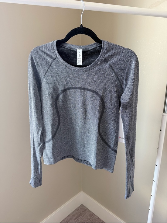 lululemon athletica Tops - Lululemon Swiftly Long Sleeve *Sparkle